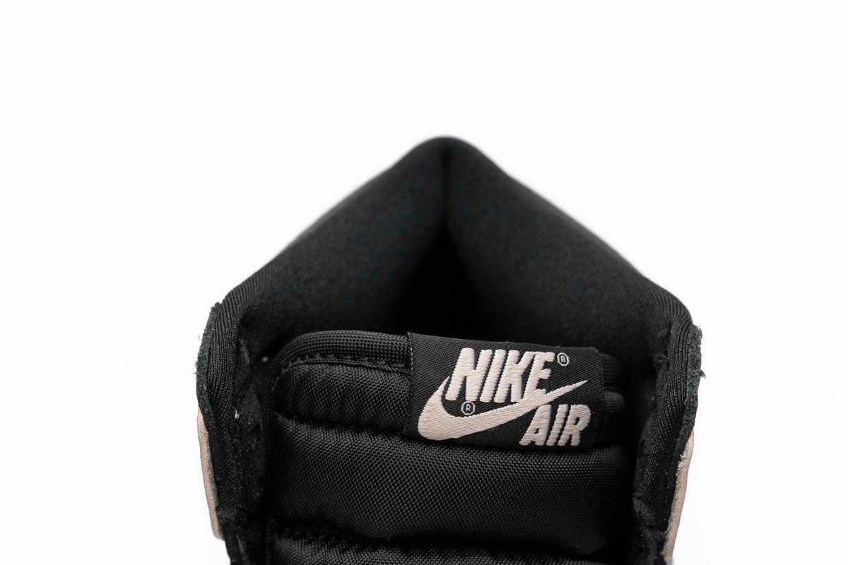 Air Jordan 1 Retro High OG -Volt Gold- 024 555088-118 - Image 7