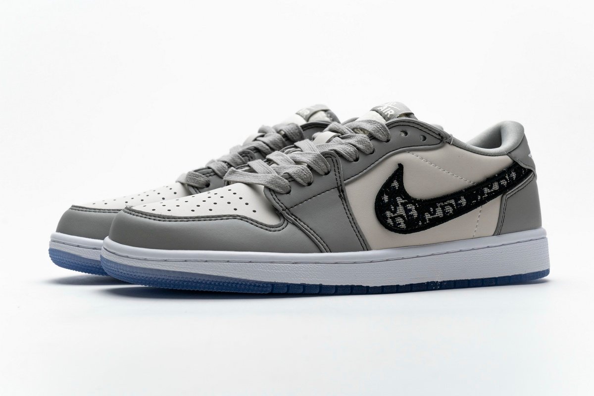 Air Jordan 1 Retro Low Dior CN8608-002 - Image 12