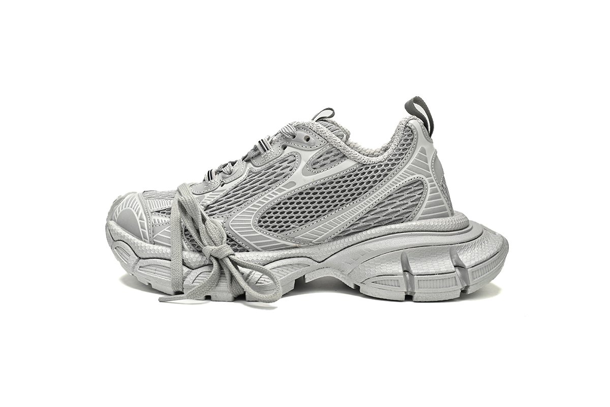 balenciaga_3xl_silver_light_gray_734731_w3xlr_1281_1A49F9BF4F71B Balenciaga 3XL Silver Light Gray 734731 W3XLR 1281 - Image 1