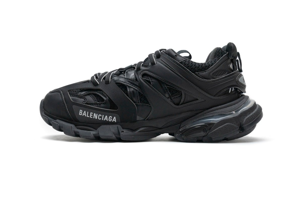 balenciaga_tess_s_black__led_555032_w1gb7_1000__179562B663316 Balenciaga Track LED Black 555032 W1GB7 1000 - Image 1