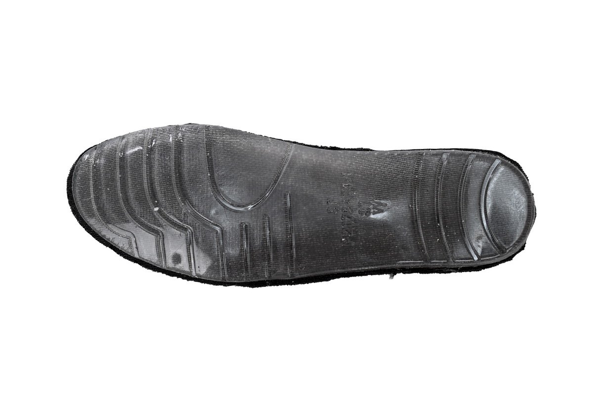 Balenciaga Track 2 Sneaker Military Black White Red 568614 W2GN3 6000 - Image 5