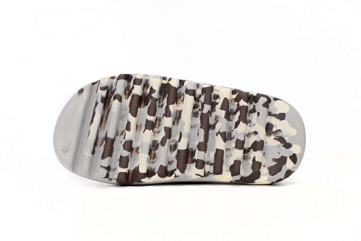 Yeezy Slide Enflame Oil Painting White Grey GZ5553 - Image 7