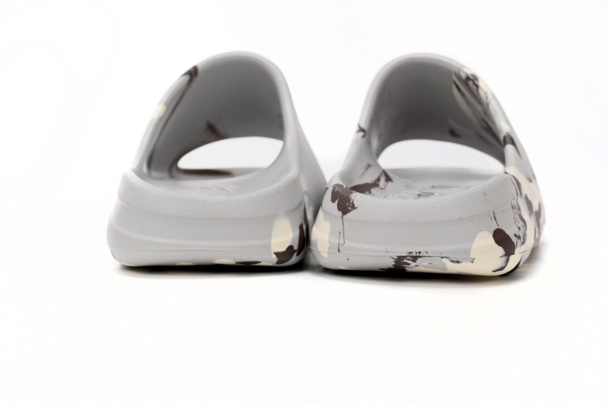Yeezy Slide Enflame Oil Painting White Grey GZ5553 - Image 10