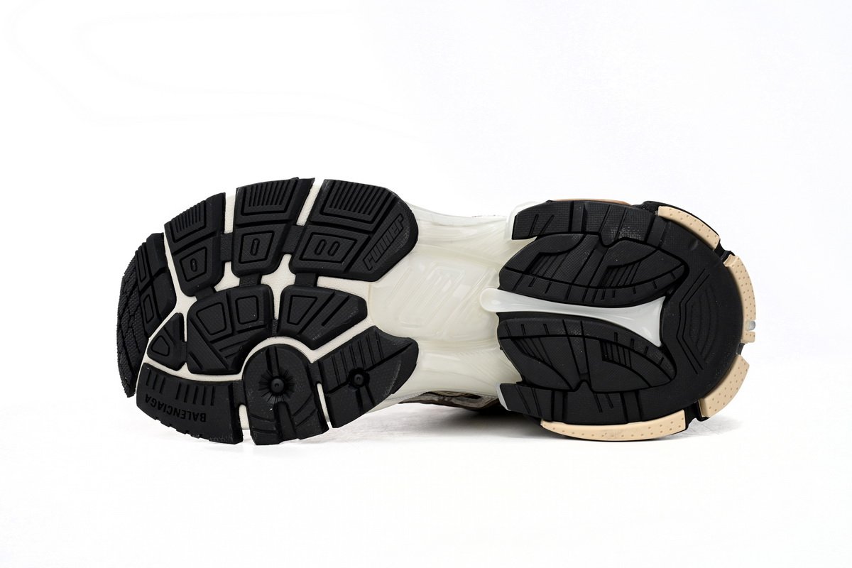 Balenciaga Runner Rice Pla Tinum  677403 W3RB3 9891 - Image 5