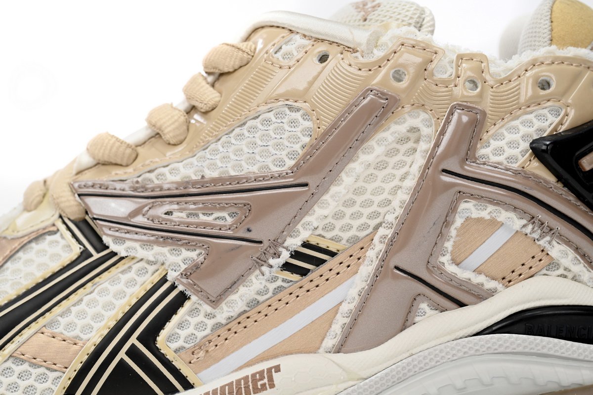 Balenciaga Runner Rice Pla Tinum  677403 W3RB3 9891 - Image 10