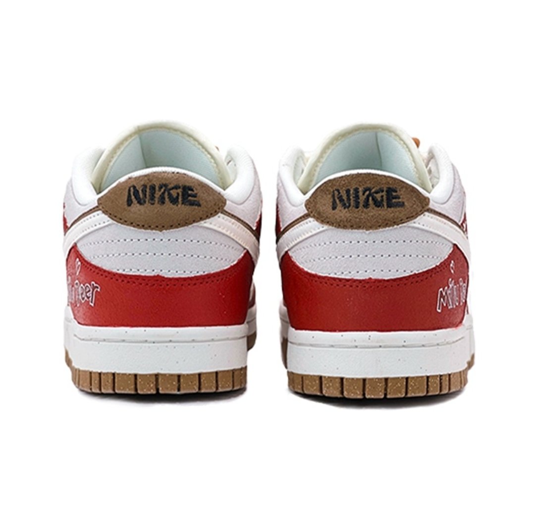 Nike Dunk Low SE TeamS-Christmas elk SBOX - Image 5