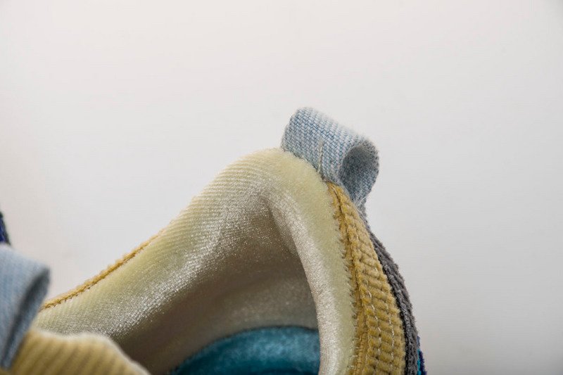 MAX97 OFF-WHITE x Nike Air Max 97 Release Date Corduroy Cap AJ4219-400 - Image 6
