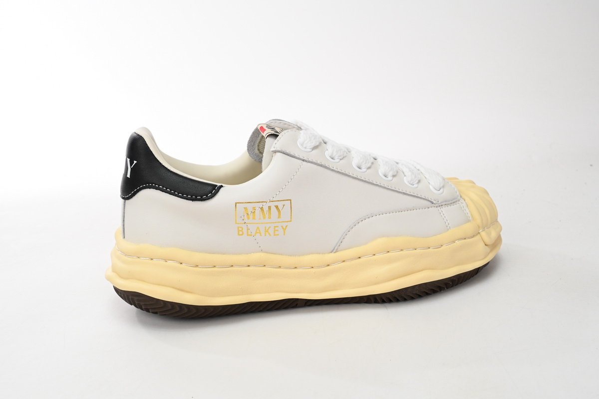 Mihara Yasuhiro White And White Yellow Black Tail NO.786 - Image 10