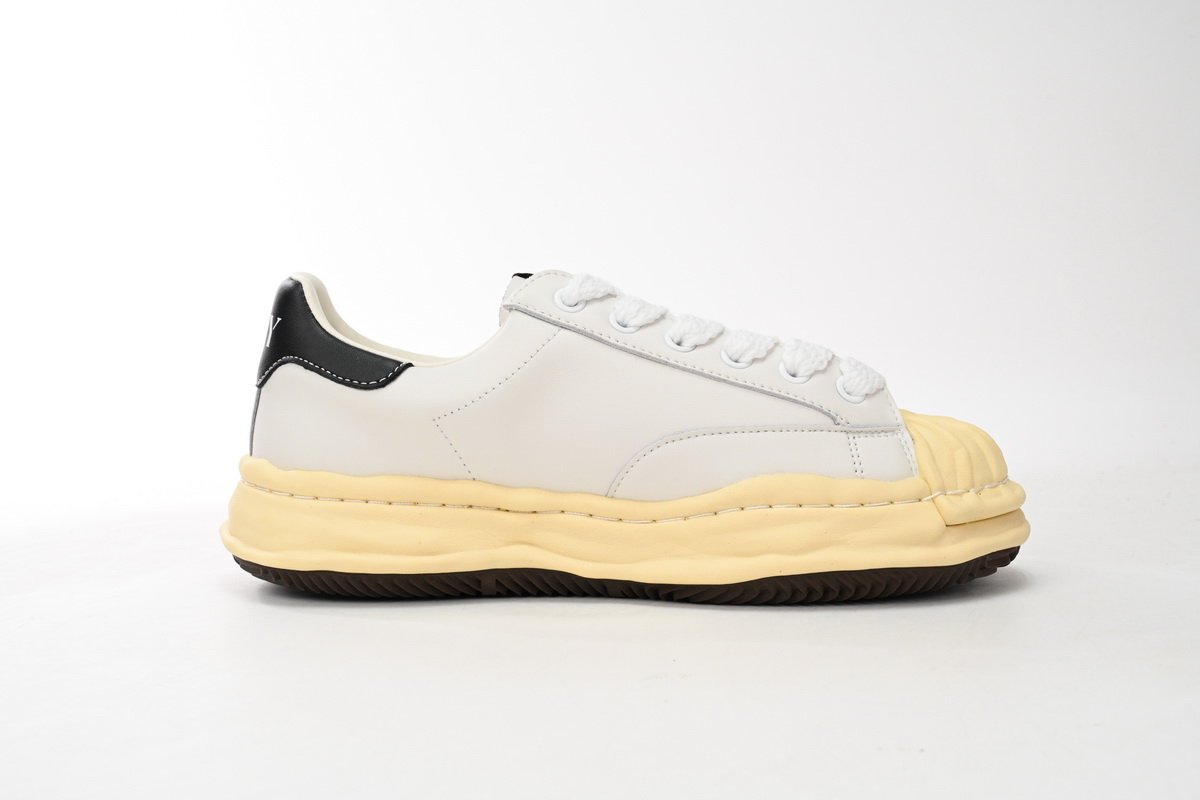 Mihara Yasuhiro White And White Yellow Black Tail NO.786 - Image 6