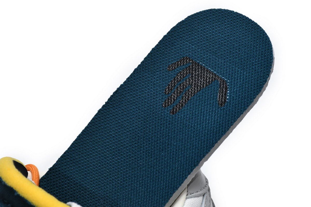 OFF WHITE x Nike Dunk SB Low The 50 NO.44 DM1602-104 - Image 10