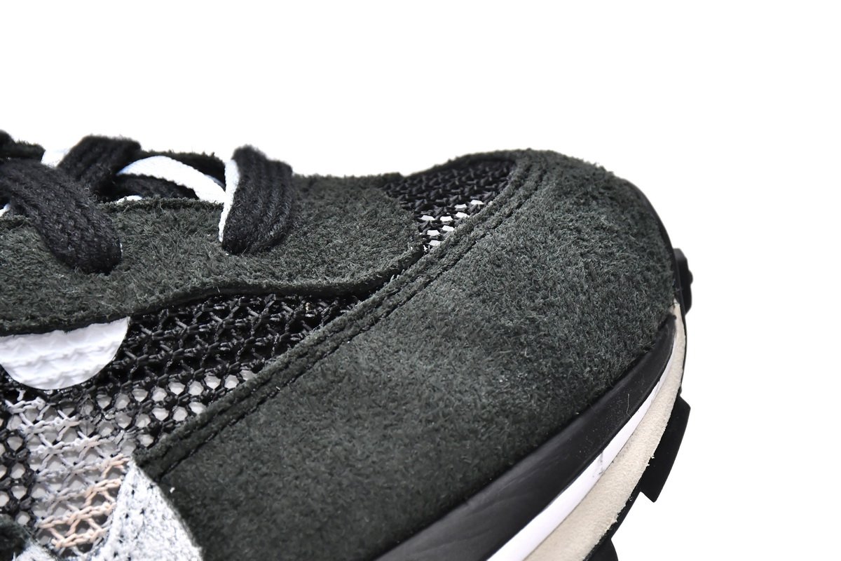 Sacai x Nike Pegasua Vaporfly Black White CV1363-001 - Image 10
