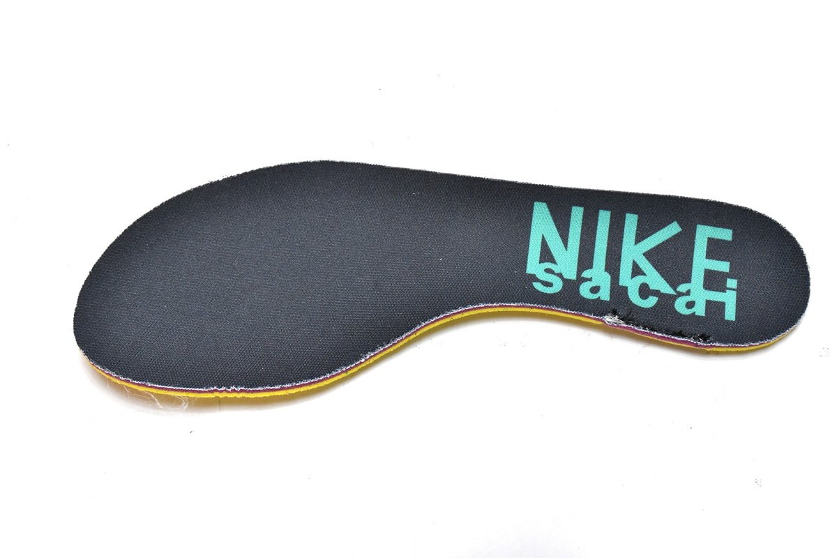 Sacai x Nike Pegasua Vaporfly String Black Villain Red DD3035-200 - Image 10