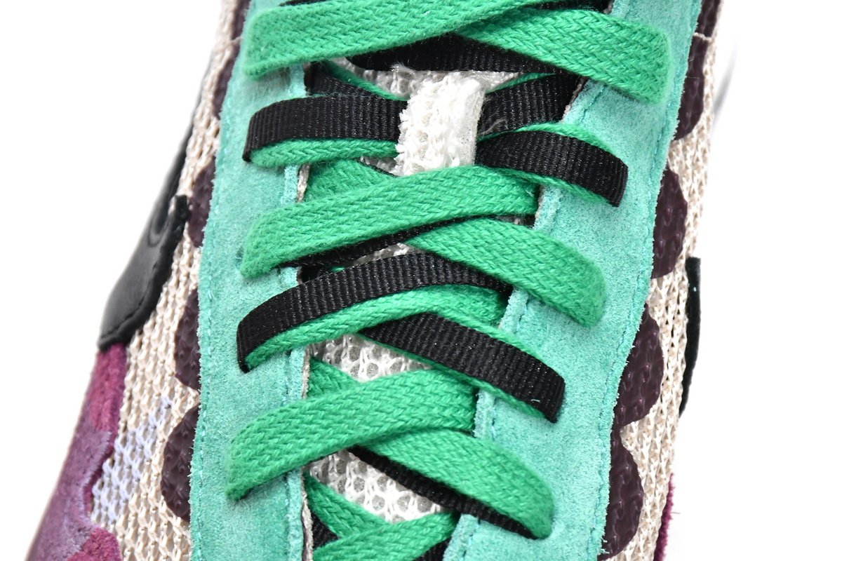 Sacai x Nike Pegasua Vaporfly String Black Villain Red DD3035-200 - Image 7