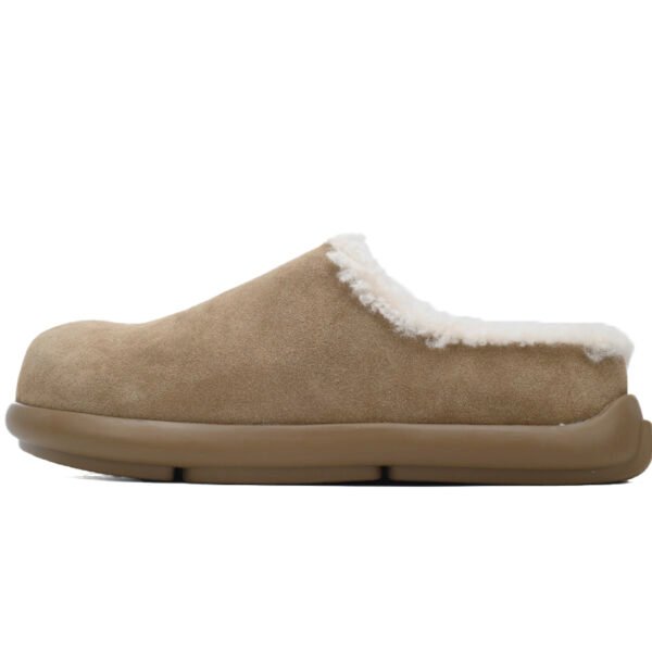 UGG 1155888 Maroon (color)