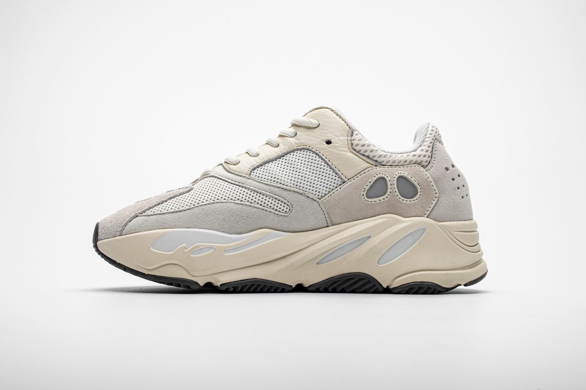 yeezy_boost_700_analog_eg7596_178C75705D316 Yeezy Boost 700 Analog EG7596 - Image 1
